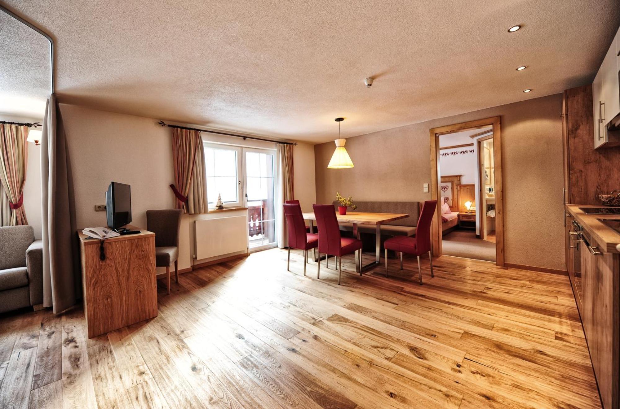 קאפל Hotel Dorfstadl מראה חיצוני תמונה