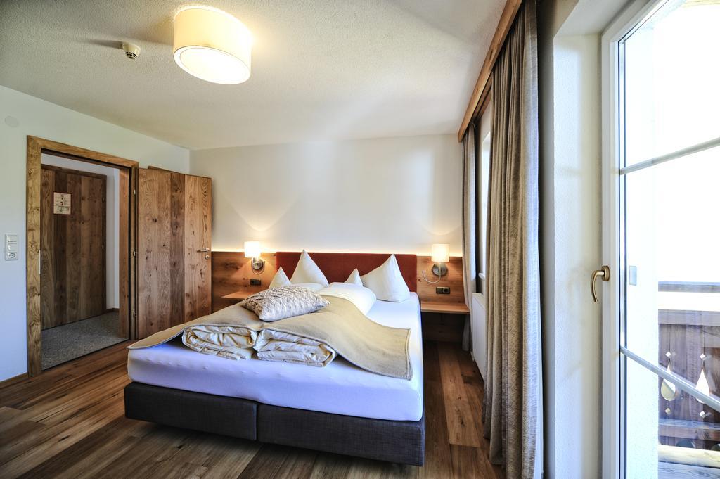 קאפל Hotel Dorfstadl מראה חיצוני תמונה